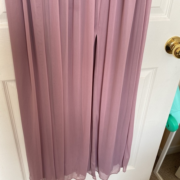 Formal dress - Picture 2 of 4